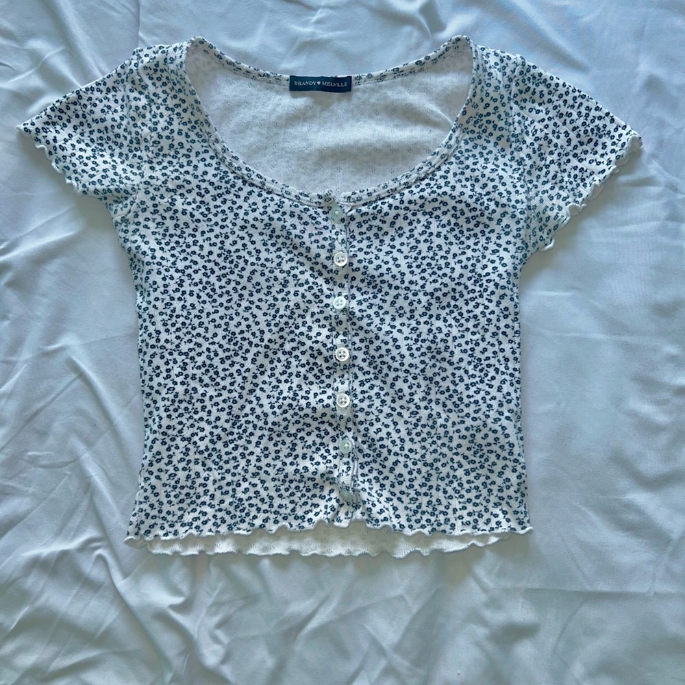 Brandy Melville Light Gray Knit Top